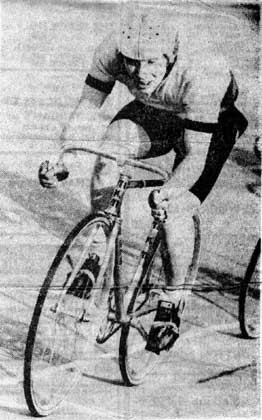 800814-ClevelandDivPursuit